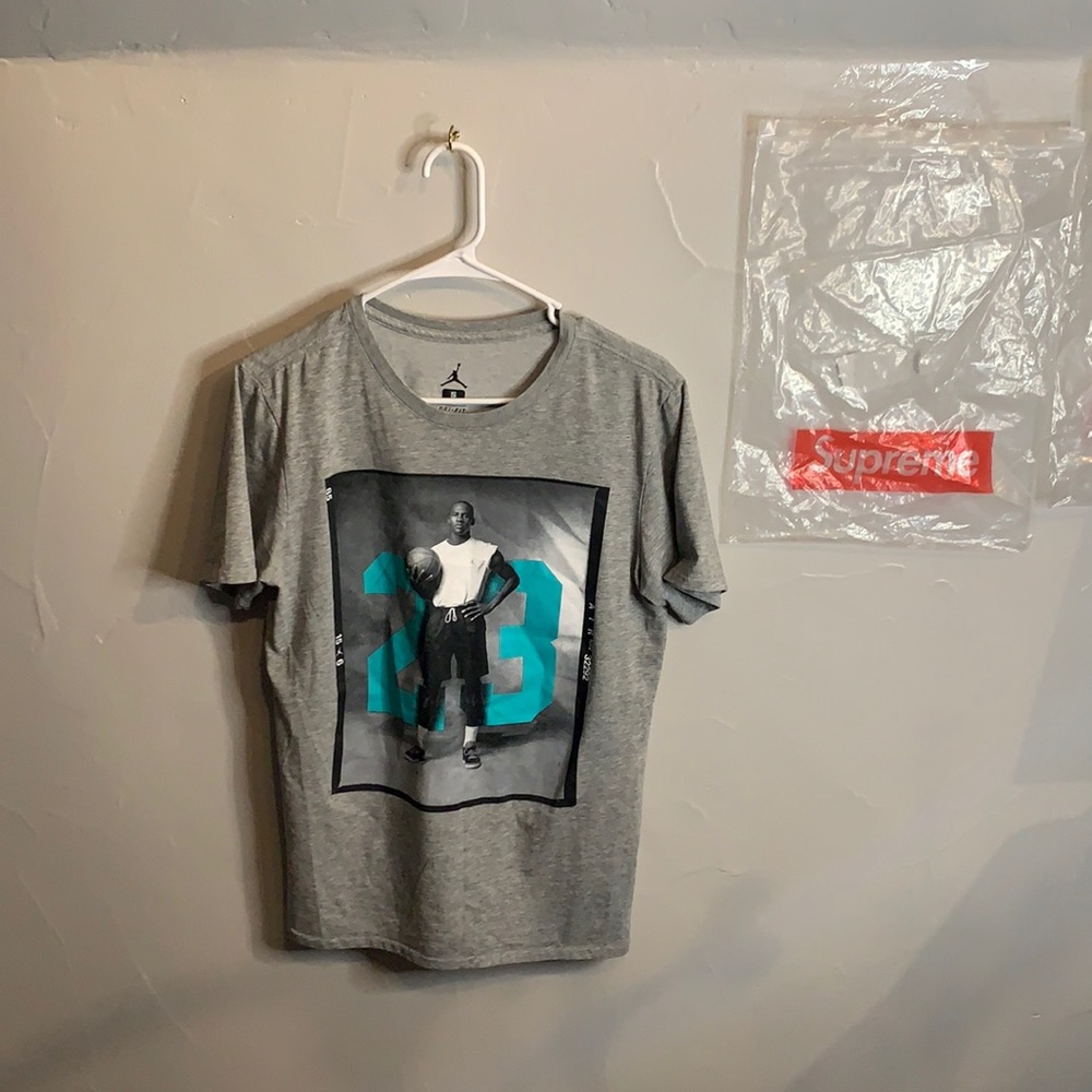 Like New Jordan Dri-Fit Tee Size Small